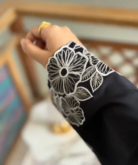 Black Nida Abaya with Embroidered Sleeves