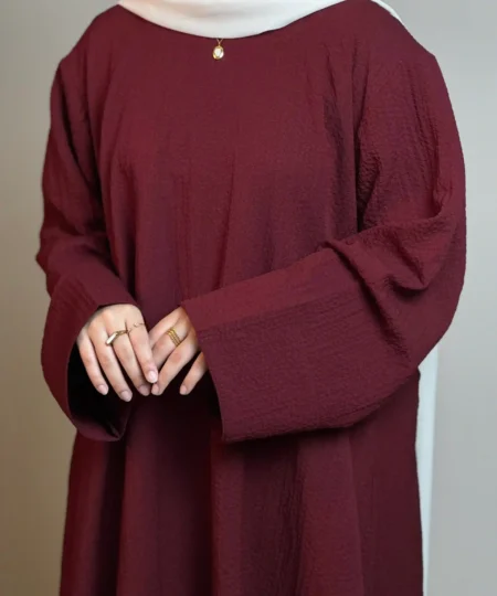 Mehroon Textured Round Neck Front Close Abaya