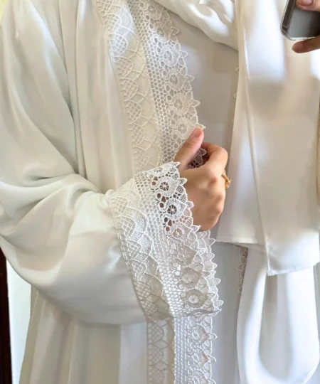 Elegant 3-Piece Off-White Lace Abaya Set