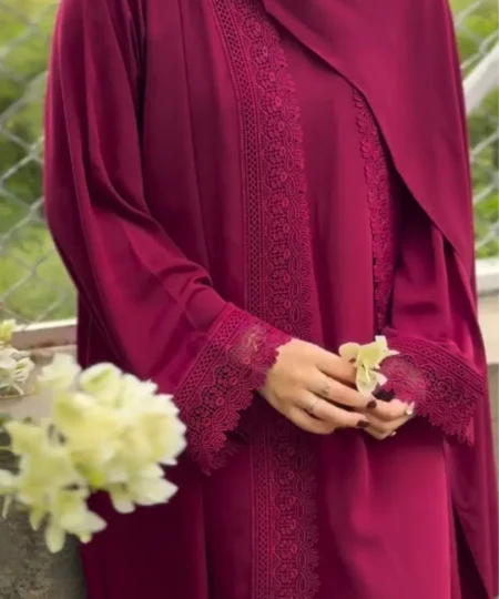 Reddish Maroon Lace-Detailed 3-Piece Abaya Set